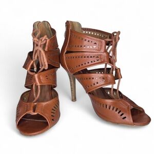 BONGO BrownLeather Peep-Toe Cut Out Stiletto Gladiator Heels 6, Good Condition.
